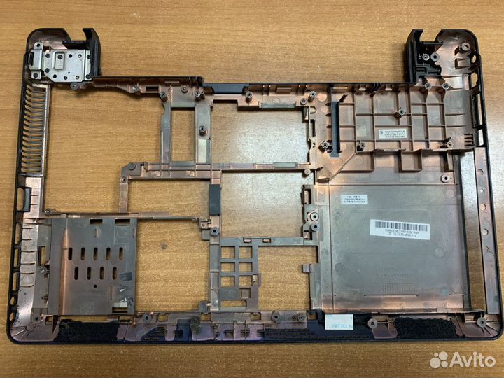 Поддон Asus X52J