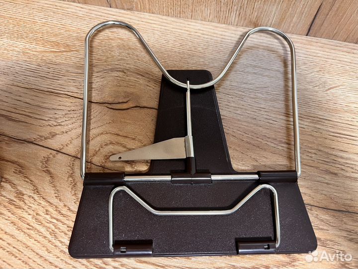 Подставка под учебник