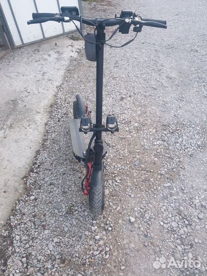 Самокат взрослый электрический бу