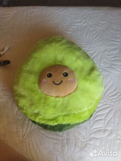 Мягкая игрушка авокадо