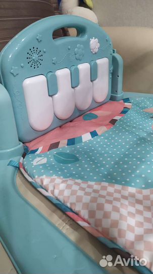 Развивающий коврик с пианино