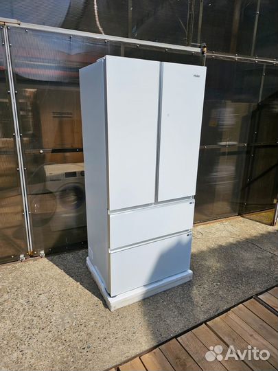 Холодильник Haier HB18fgwaaaru