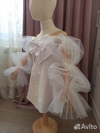 Нарядное платье