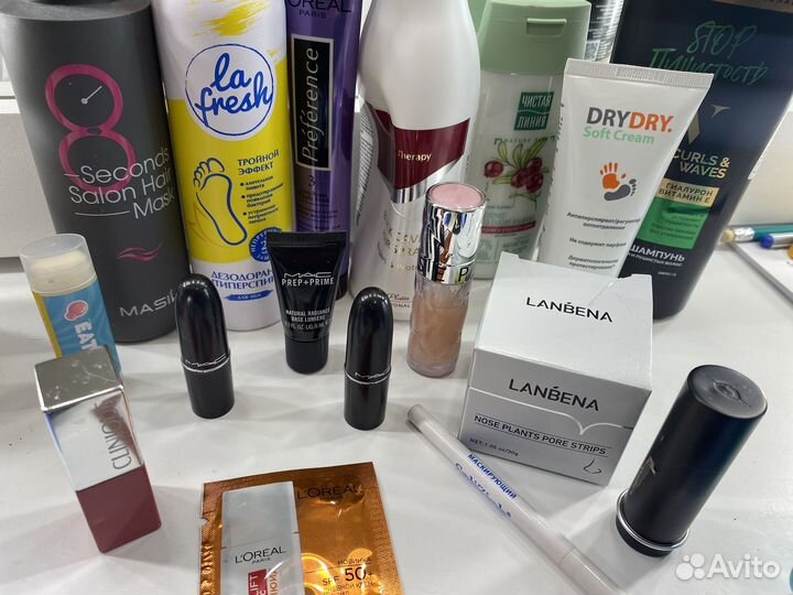 Набор косметики пакетом