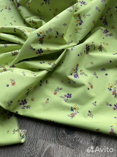 Отрез ткани поплин