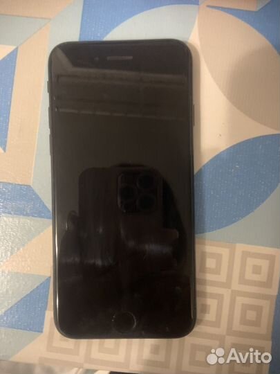iPhone SE (2020), 128 ГБ