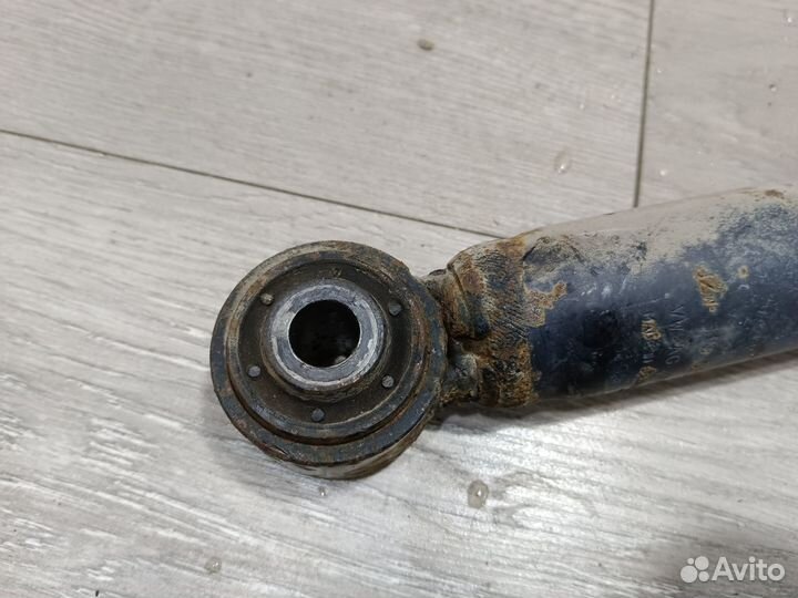 Задний амортизатор для Skoda Octavia A4 4х4