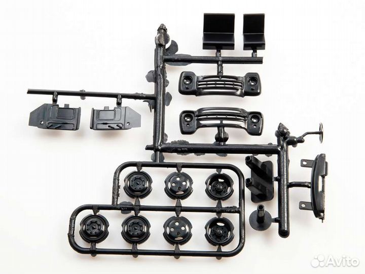 Сборная модель ЗИЛ-130В1 с п/п аппа-4 7076AVD