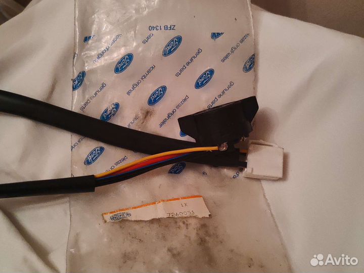 Контактная группа замка зажигания Ford