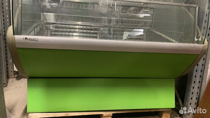 Морозильная витрина