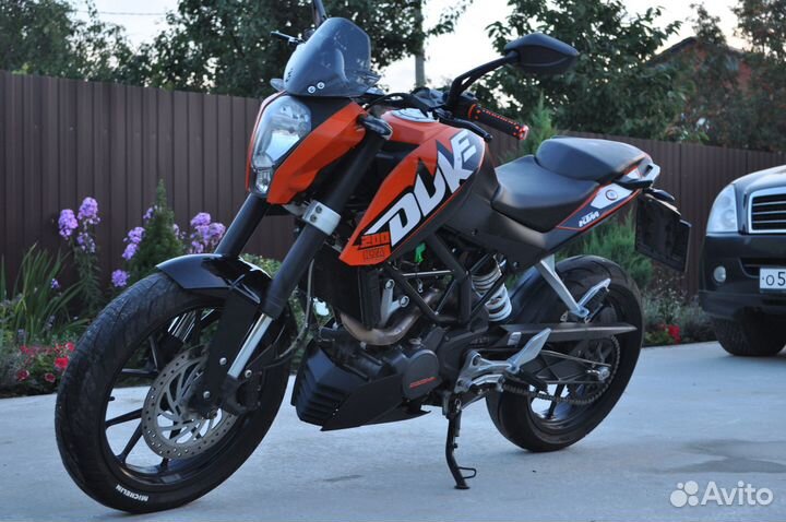 KTM Duke 200
