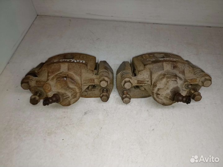 Передние суппорта Kia Shuma 2