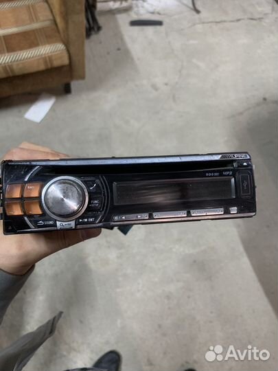 Магнитола Alpine cde 111 rm