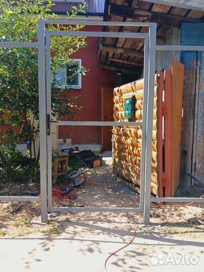 Изготовление и установка заборов из профнастила