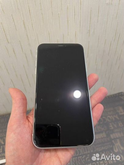 iPhone Xr, 128 ГБ