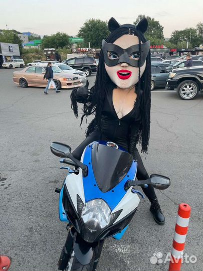 Женщина кошка на Ваш праздник