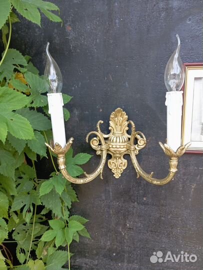 Старинная пара бра