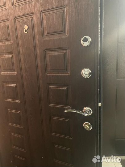 Дверь входная