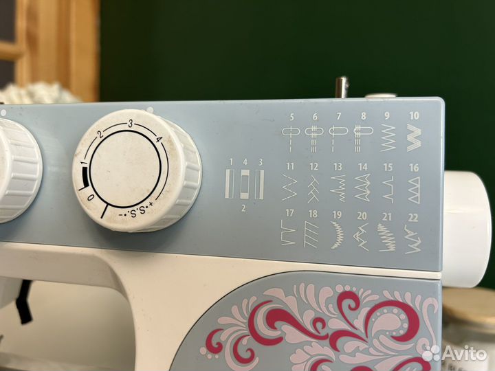 Швейная машинка Leader VS 525