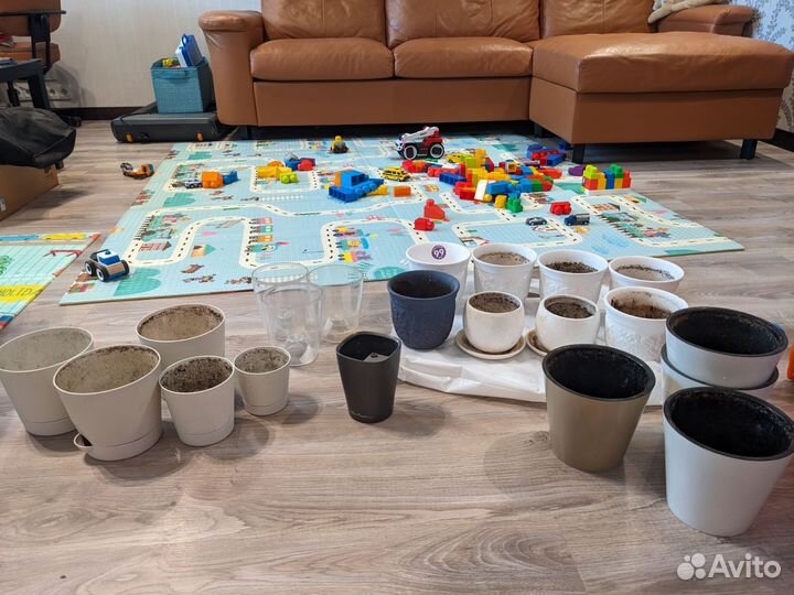 Горшки для цветов разные