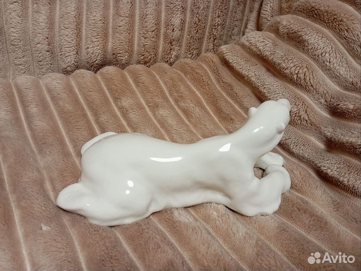 Статуэтка Белый медведь