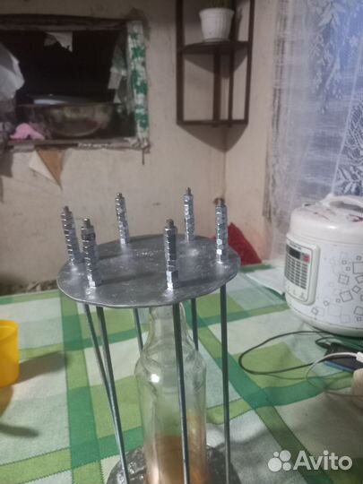 Клетка для бутылки с гайками