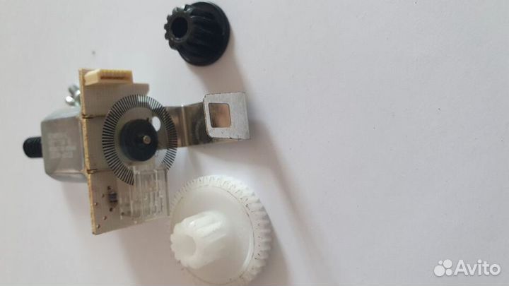 CE538-60128 Мотор редуктора сканера LJ M1212