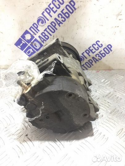 Компрессор кондиционера Nissan Primera P12 седан