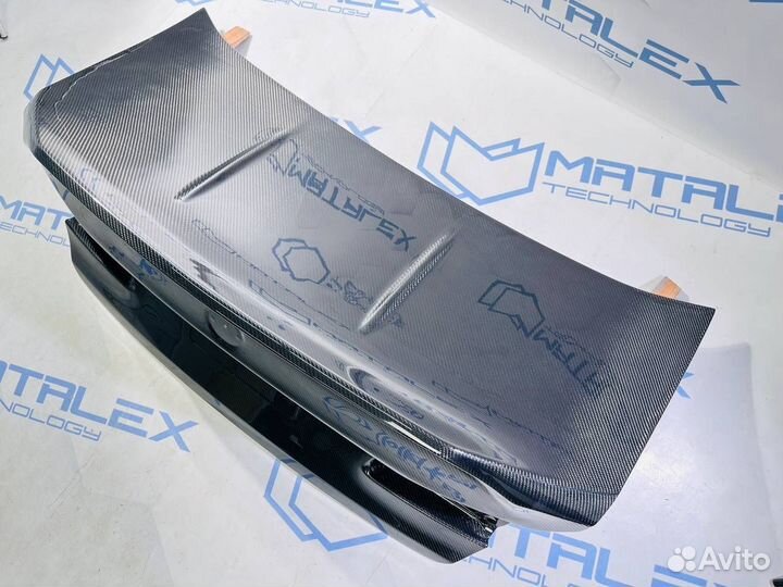 Крышка багажника BMW G30 M5 F90, сухой карбон
