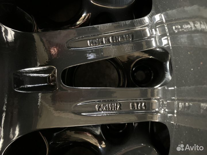 Колеса оригинал Porsche Panamera R19 Black Vision