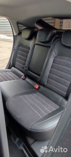 Автомобильные чехлы на Рено Аркана