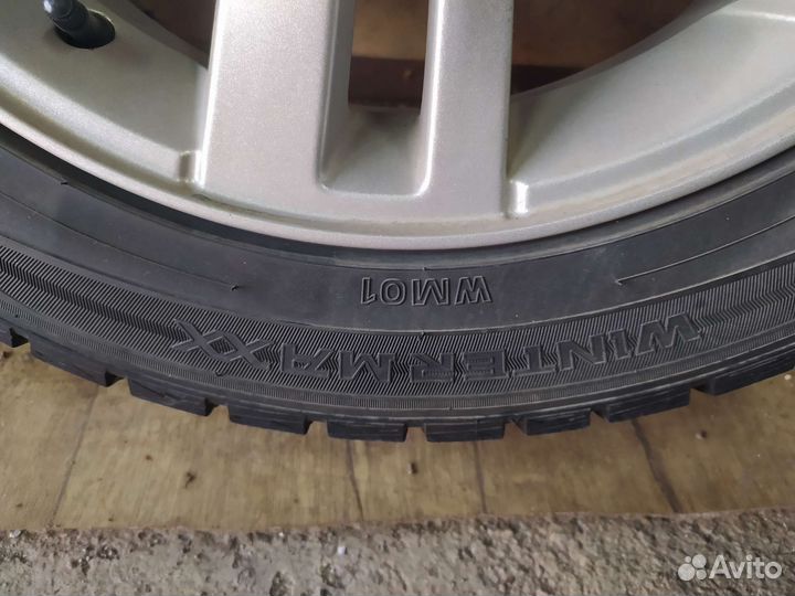 Dunlop SP Winter Maxx WM01 195/55 R16