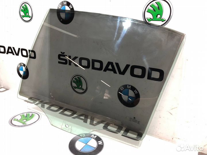 Стекло двери заднее левое Skoda Octavia Rs A5 (1Z)