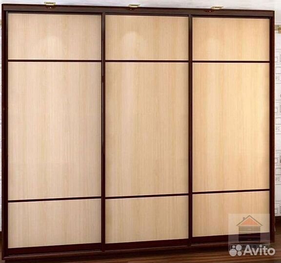 Зеркальный шкаф