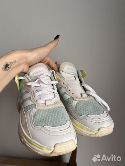 Кроссовки женские adidas 41 размер