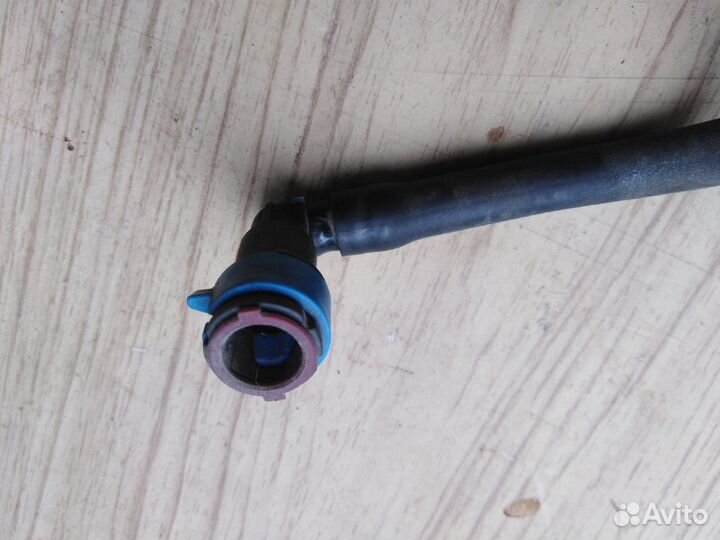 Трубка топливная Mazda3 вк