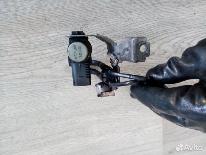 Клапан электромагнитный Skoda Yeti