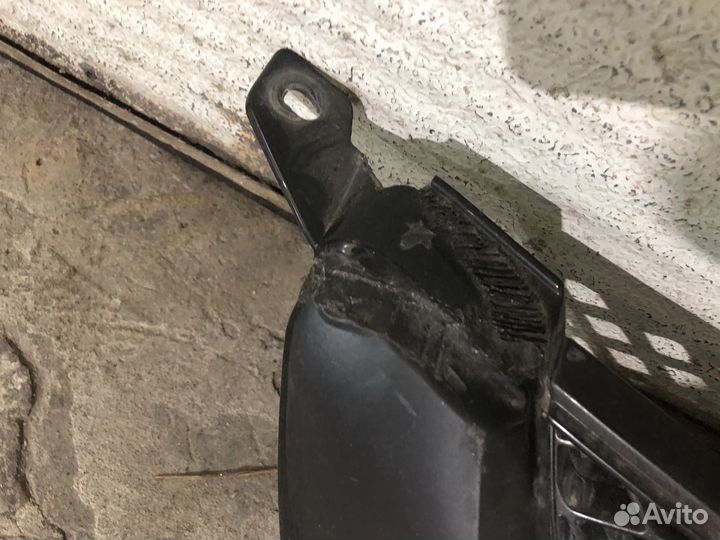 Решетка радиатора NZT240 Калдина