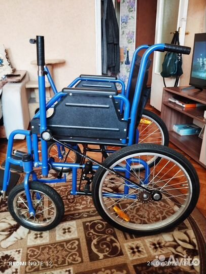 Продам инвалидную коляску в хорошим состояние