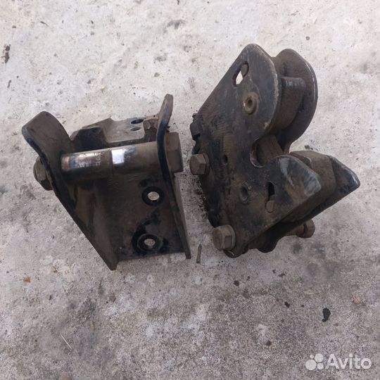 Замок кабины камаз 5460