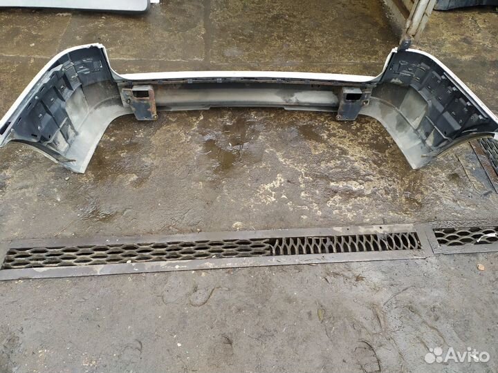 Задний бампер Volkswagen Sharan 2001 год