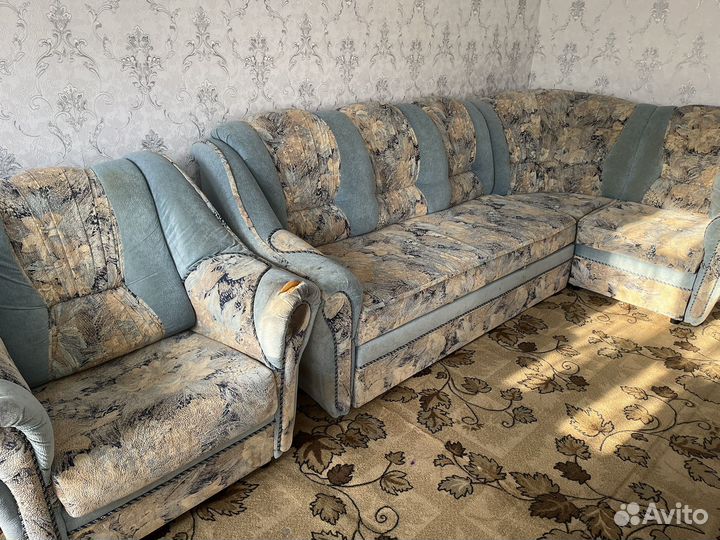 Угловой диван бу