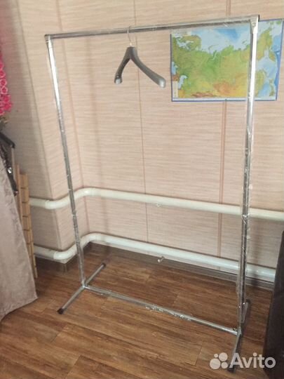 Вешалка напольная