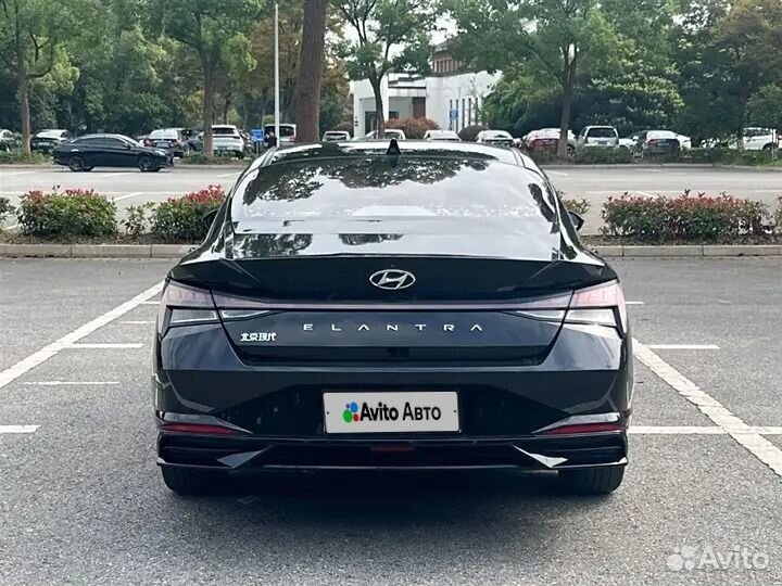 Hyundai Elantra 1.5 CVT, 2021, 18 000 км