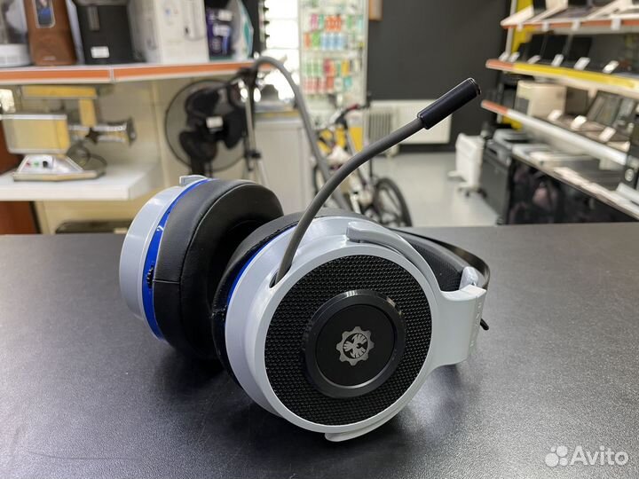 Наушники Razer Thresher Xbox One Gears 5 Edition