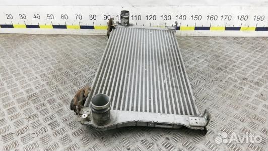 Радиатор интеркуллера toyota auris E150 (93X34KC01