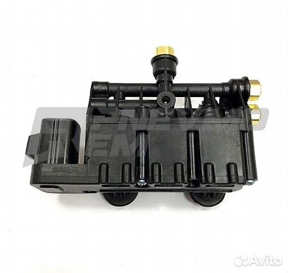 Блок клапанов пневмоподвески Land Rover Sport L320