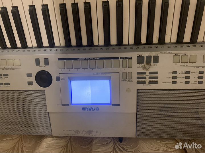 Синтезатор yamaha PSR-S500