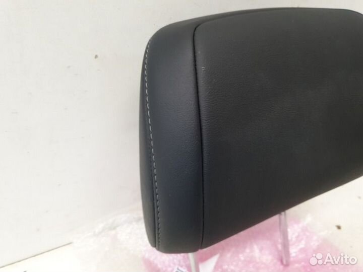 Подголовник передний левый Toyota Land Cruiser 200