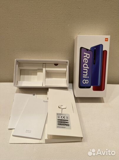 Коробка от телефона Redmi 8